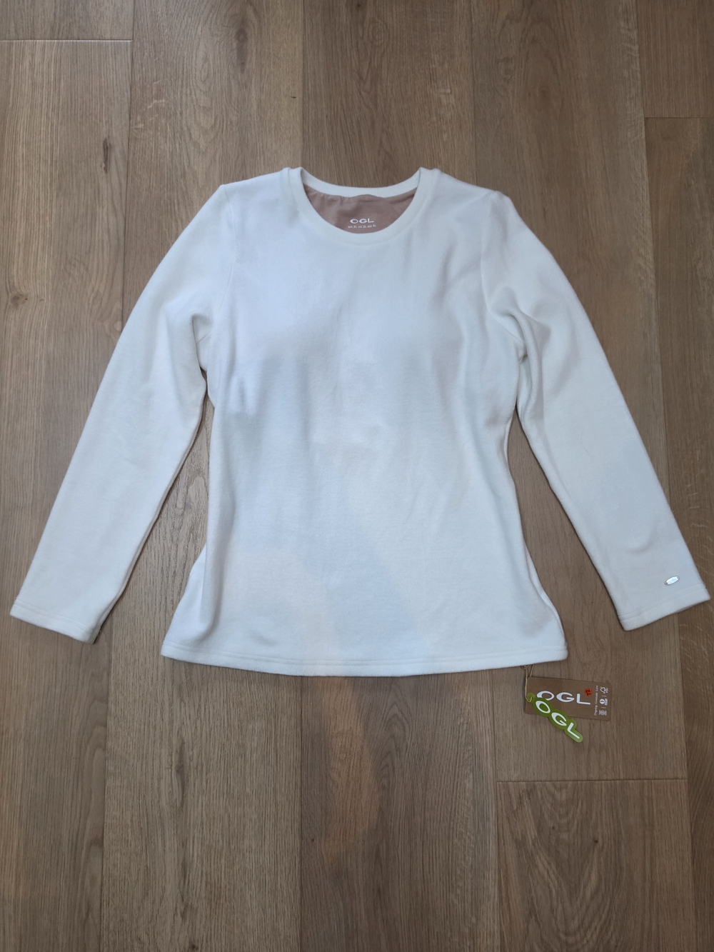 OGL NWT Cream Long Sleeve Built-In Bra Top XL